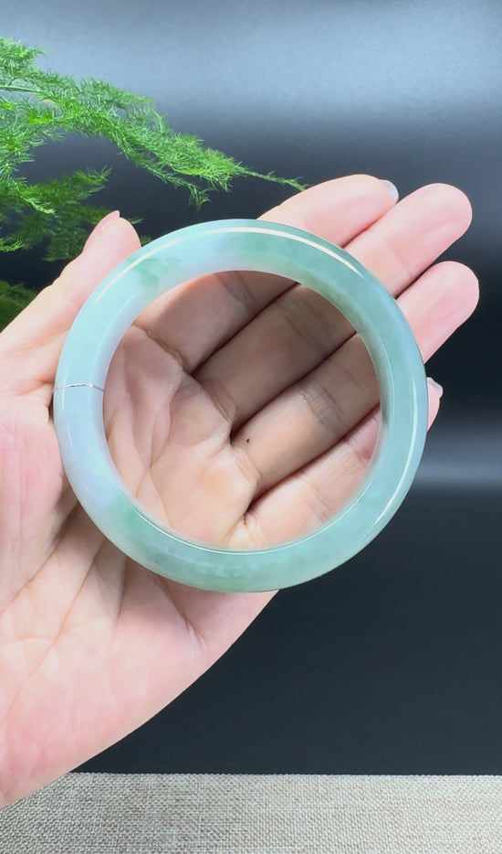 Load and play video in Gallery viewer, Genuine Burmese Icy Green Jadeite Jade Bangle Bracelet (58.2mm)
