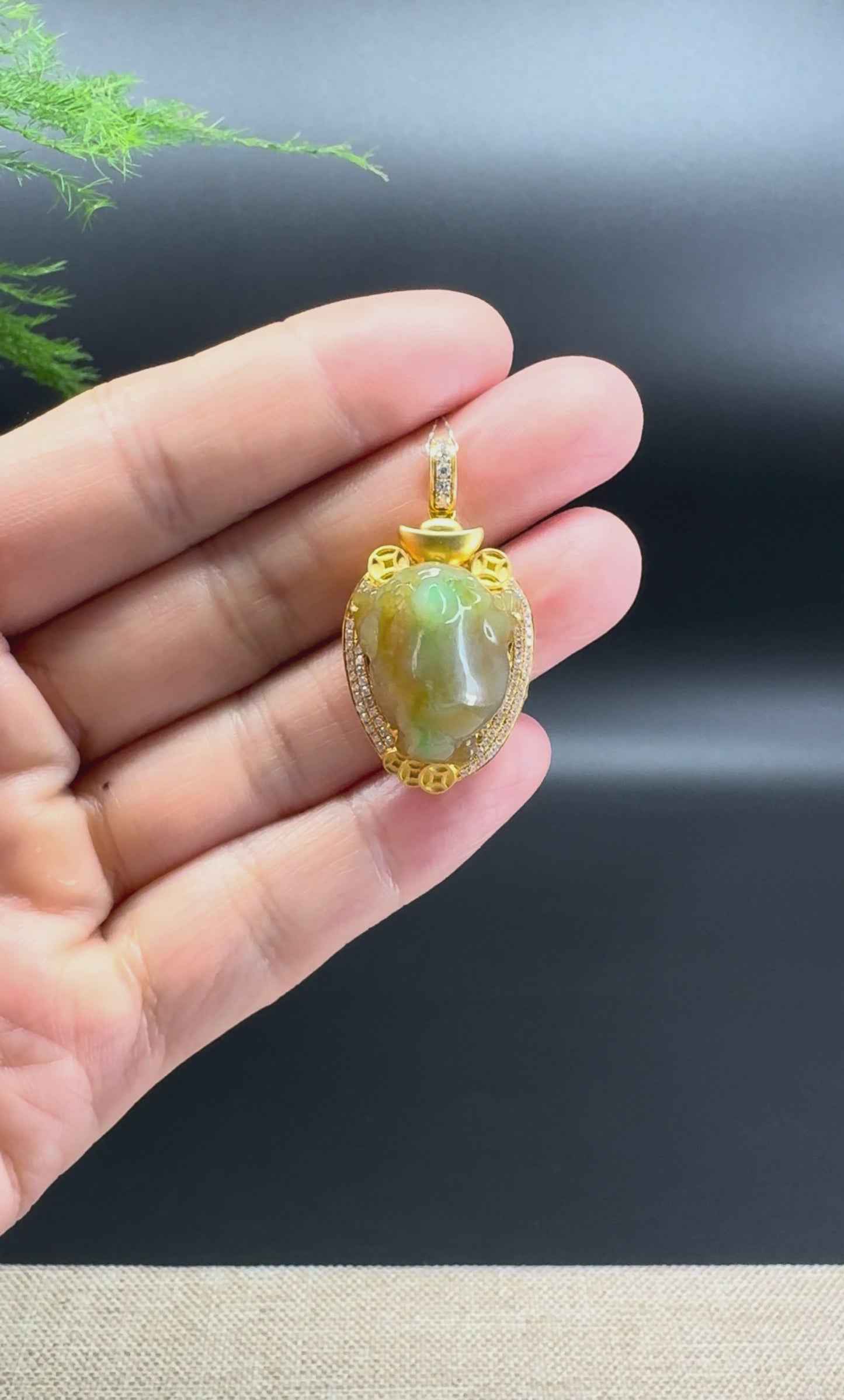 RealJade® co.Natural Yellow Green Jadeite Jin Chan "Money Toad" Necklace With 18k Yellow Gold Diamond Bail