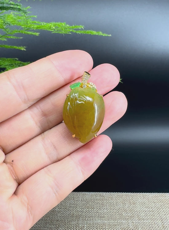 Load and play video in Gallery viewer, RealJade® Co. 18K Yellow Gold Genuine Burmese Yellow Green Jadeite Jade Shou Tao Pendant with Diamond
