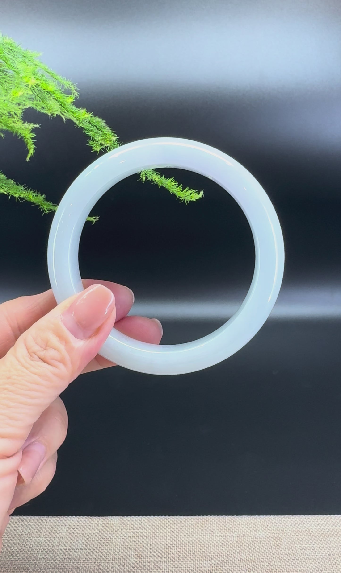 Load and play video in Gallery viewer, Genuine Burmese Lavender Green Jade Jadeite Bangle Bracelet ( 58.6mm )
