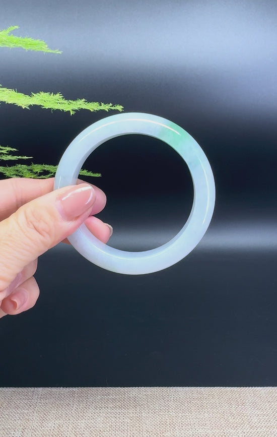 Load and play video in Gallery viewer, Genuine Burmese White Green Jade Jadeite Bangle Bracelet ( 53.4mm )
