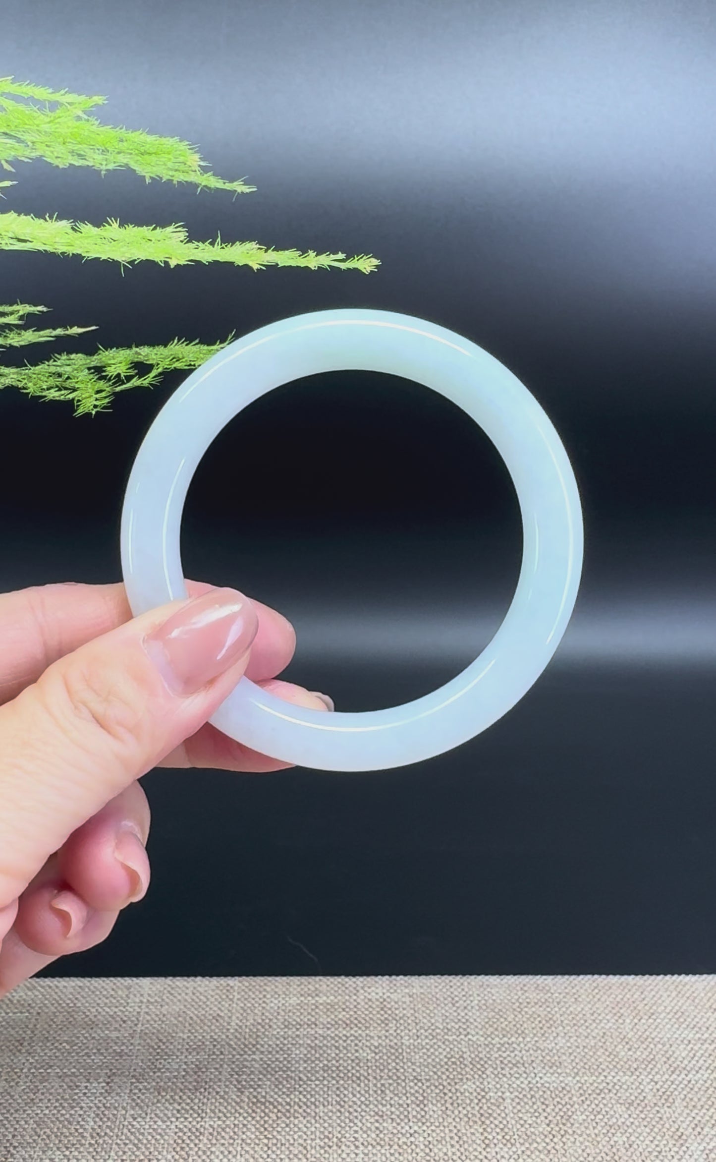 Genuine Burmese Green Jade Jadeite Bangle Bracelet ( 54.9mm )