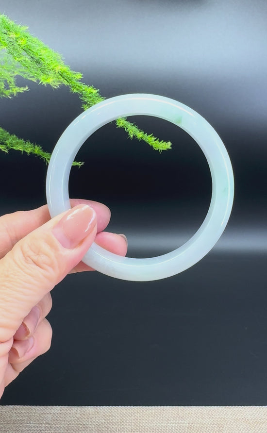 Load and play video in Gallery viewer, Genuine Burmese Icy Green Jade Jadeite Bangle Bracelet ( 57.7mm )
