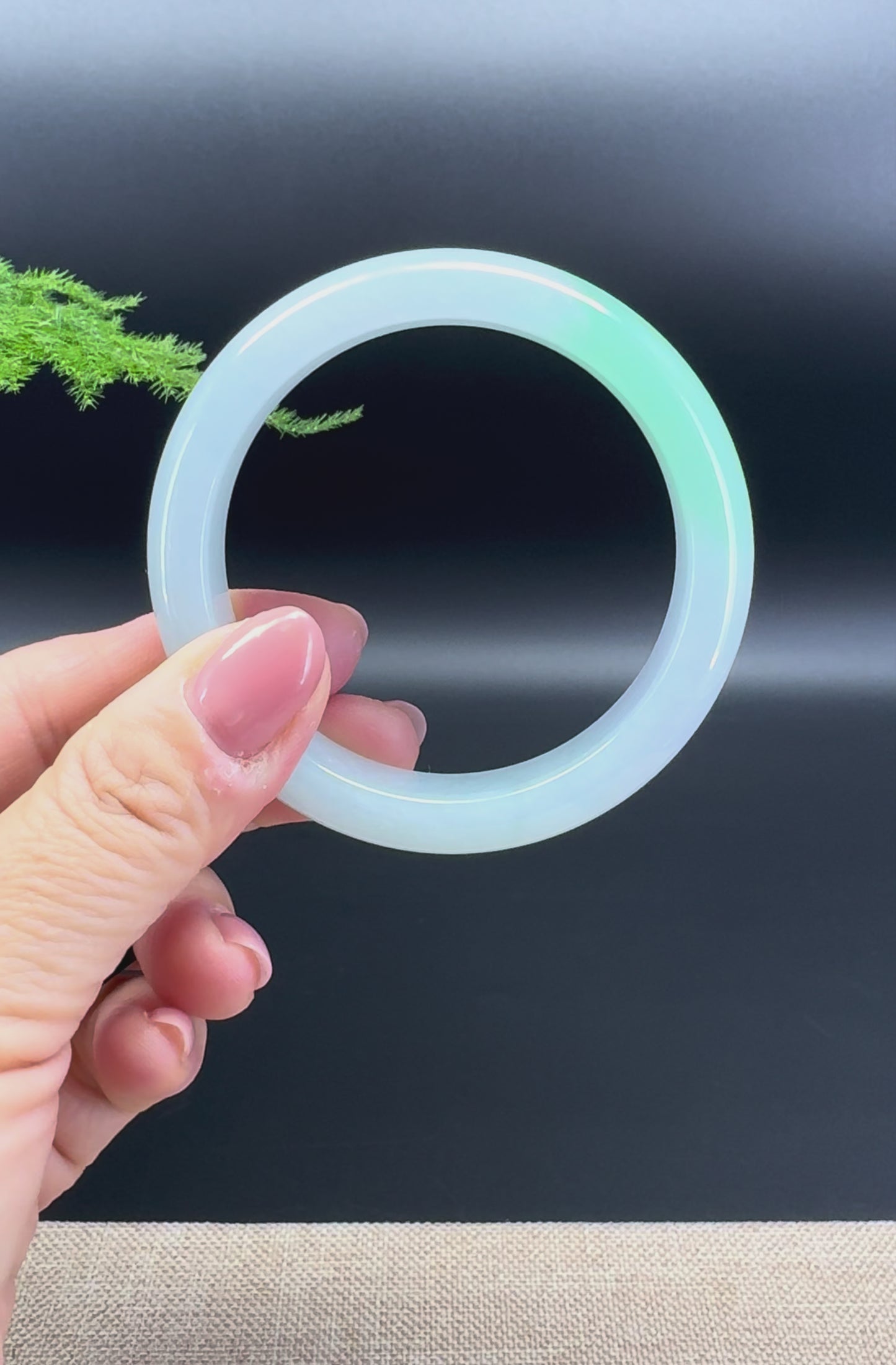 Load and play video in Gallery viewer, Genuine Burmese Icy Green Jade Jadeite Bangle Bracelet (55.1mm)
