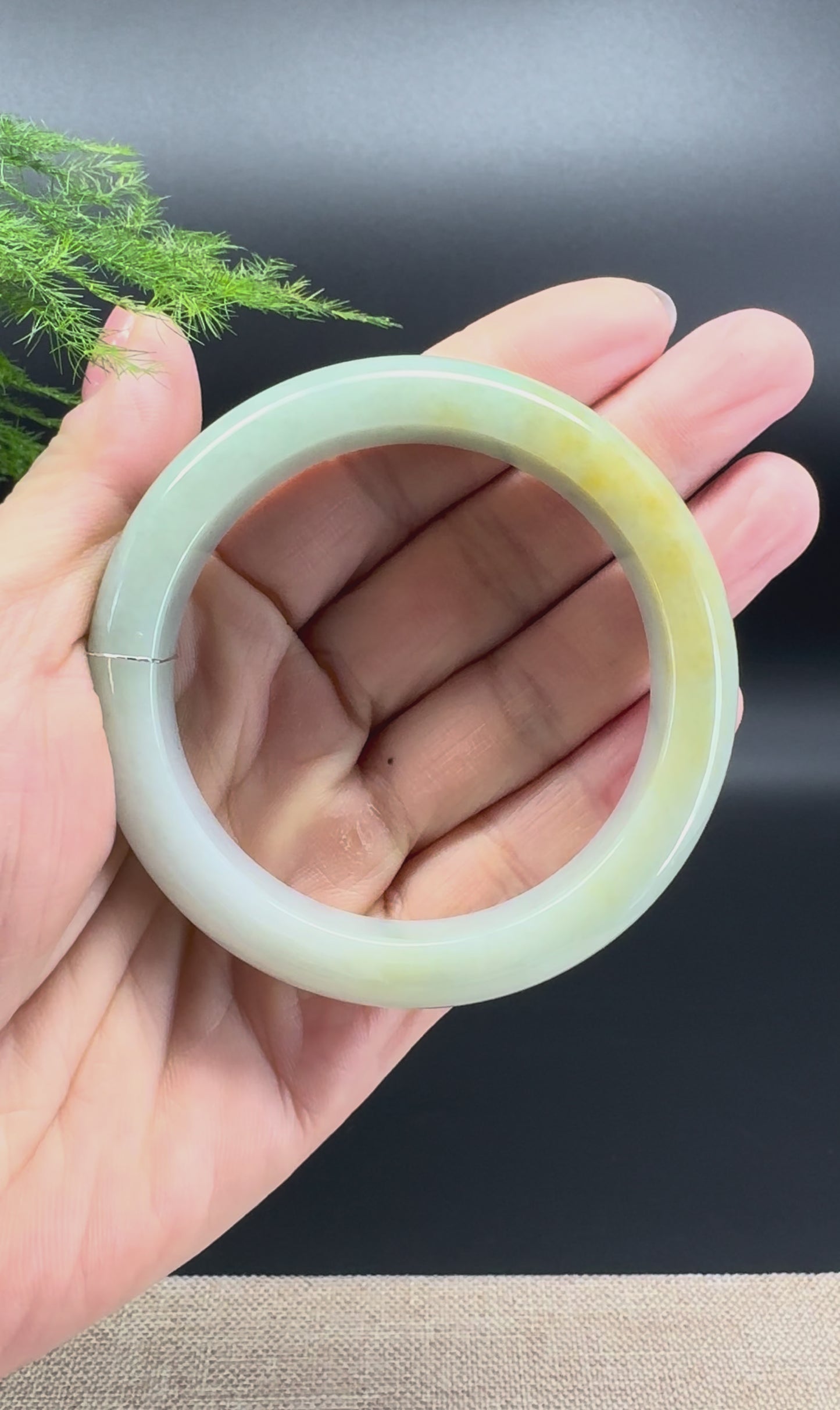 Load and play video in Gallery viewer, Genuine Burmese Yellow Green Jade Jadeite Bangle Bracelet (55.3mm)
