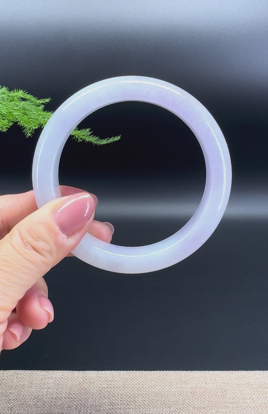 Load and play video in Gallery viewer, Genuine Burmese Lavender Jade Jadeite Bangle Bracelet (60.7mm)
