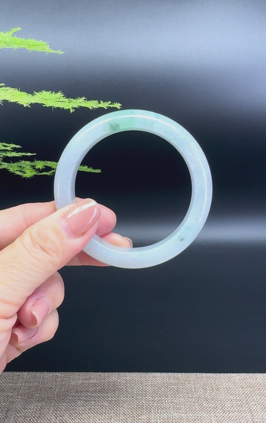 Load and play video in Gallery viewer, Genuine Burmese Icy Green Jadeite Jade Bangle Bracelet ( 52.5mm )
