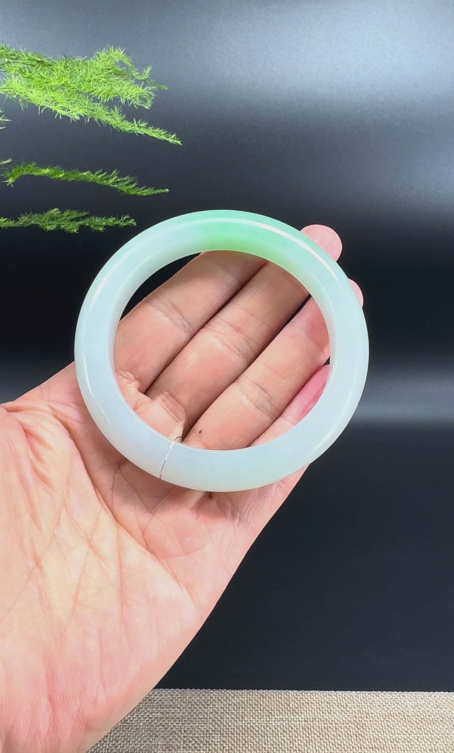 Load and play video in Gallery viewer, Genuine Burmese Icy Green Jade Jadeite Bangle Bracelet ( 58.4mm )
