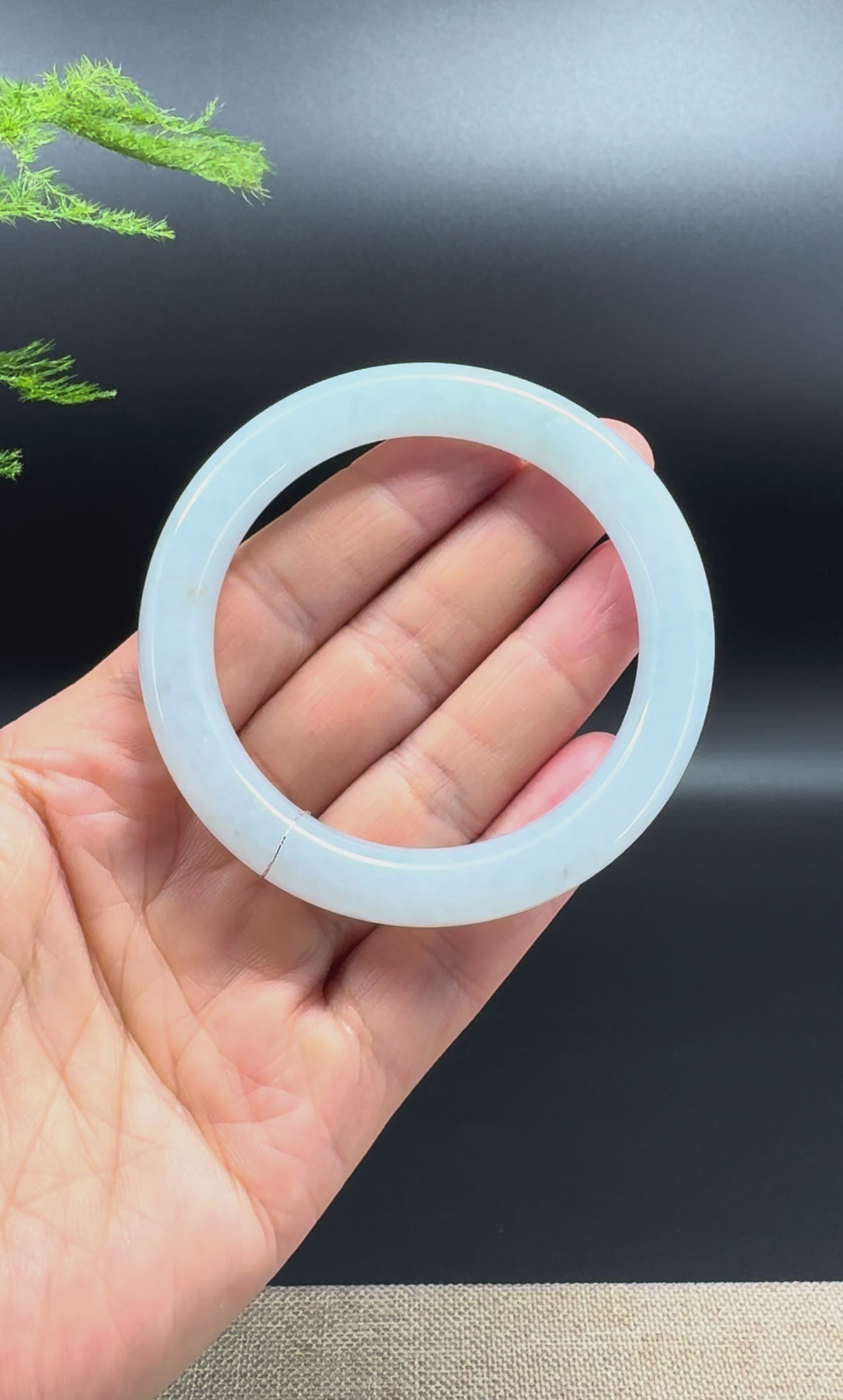 Genuine Burmese Icy Green Jade Jadeite Bangle Bracelet ( 54mm )