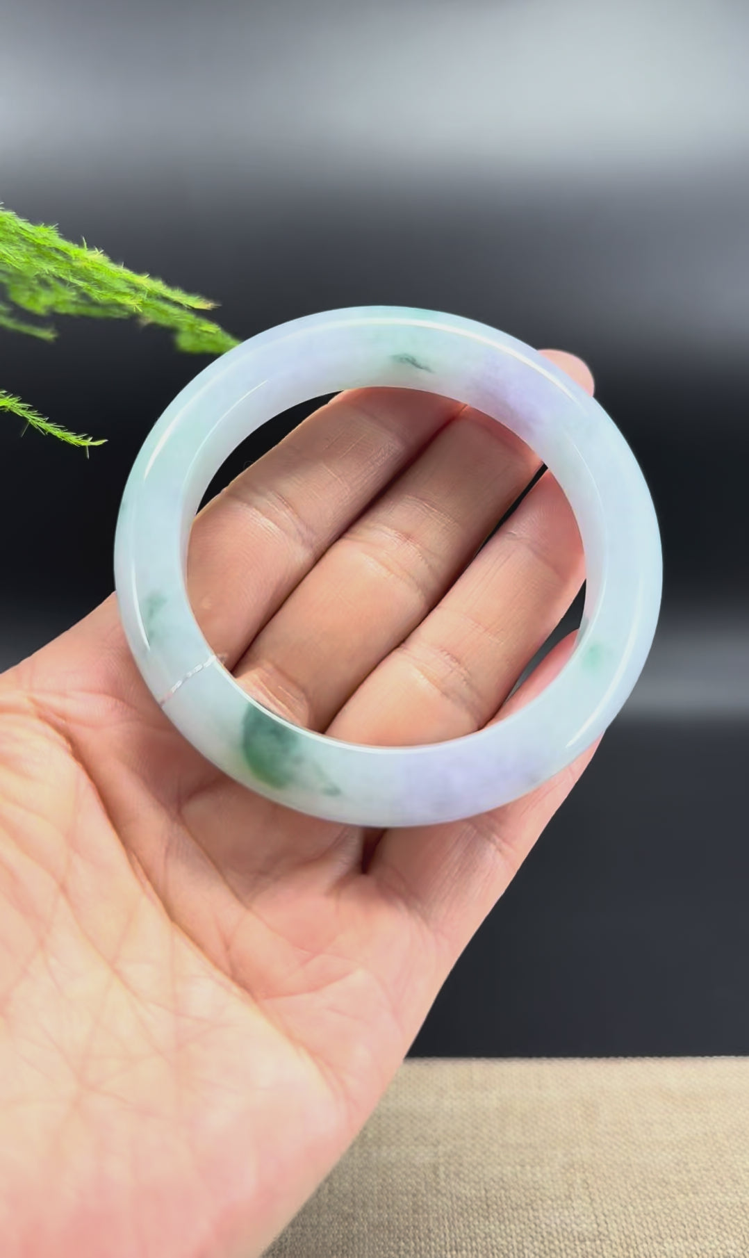 Load and play video in Gallery viewer, Genuine Burmese Green lavender Jade Jadeite Bangle Bracelet ( 56mm )
