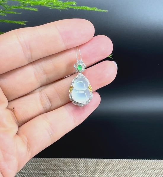 Load and play video in Gallery viewer, RealJade® Co. Genuine Icy Jadeite Jade Good Luck Hulu Bottle Gourd Necklace With 18K Gold Bail

