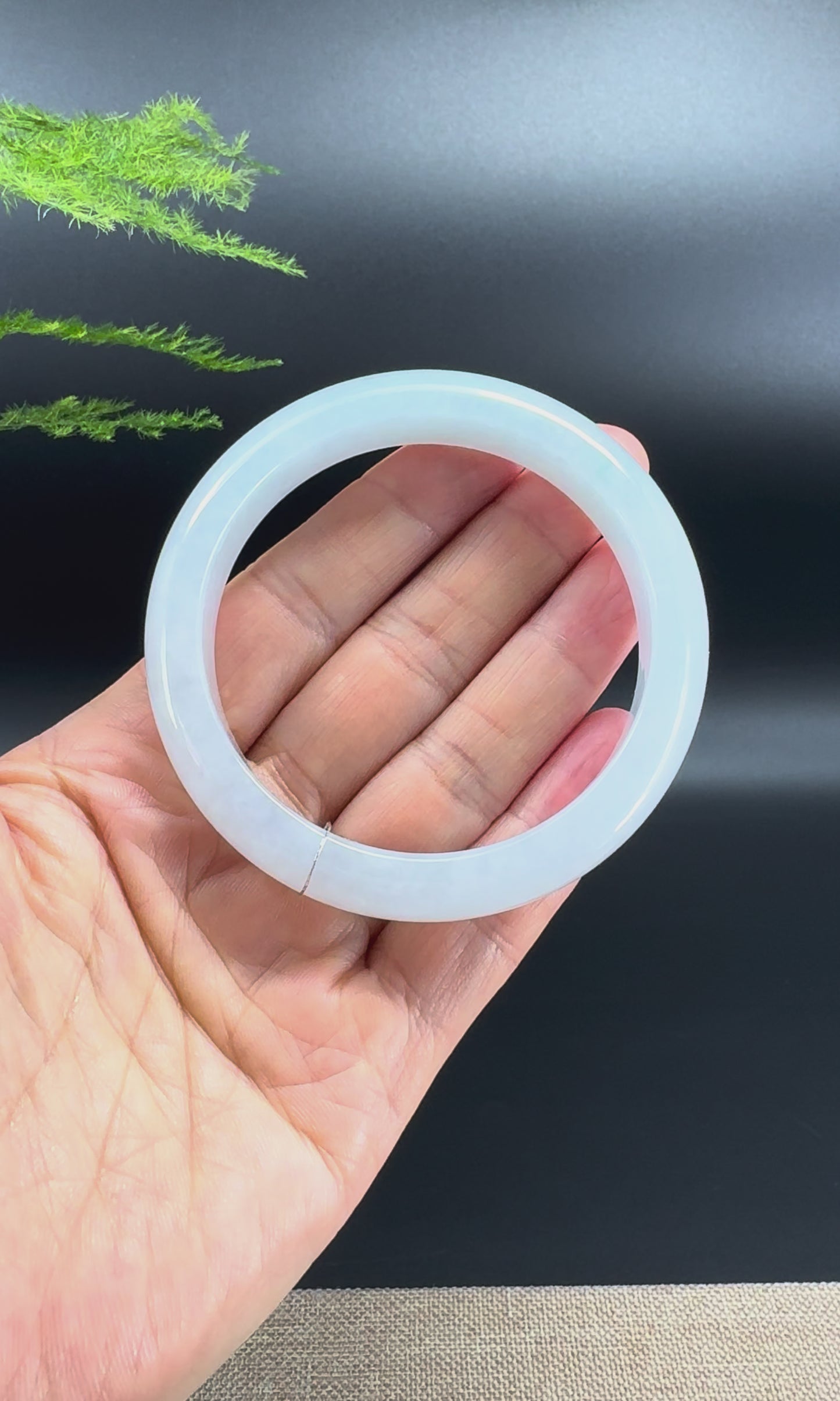 Genuine Burmese Ice Green Jade Jadeite Bangle Bracelet (58.4mm)