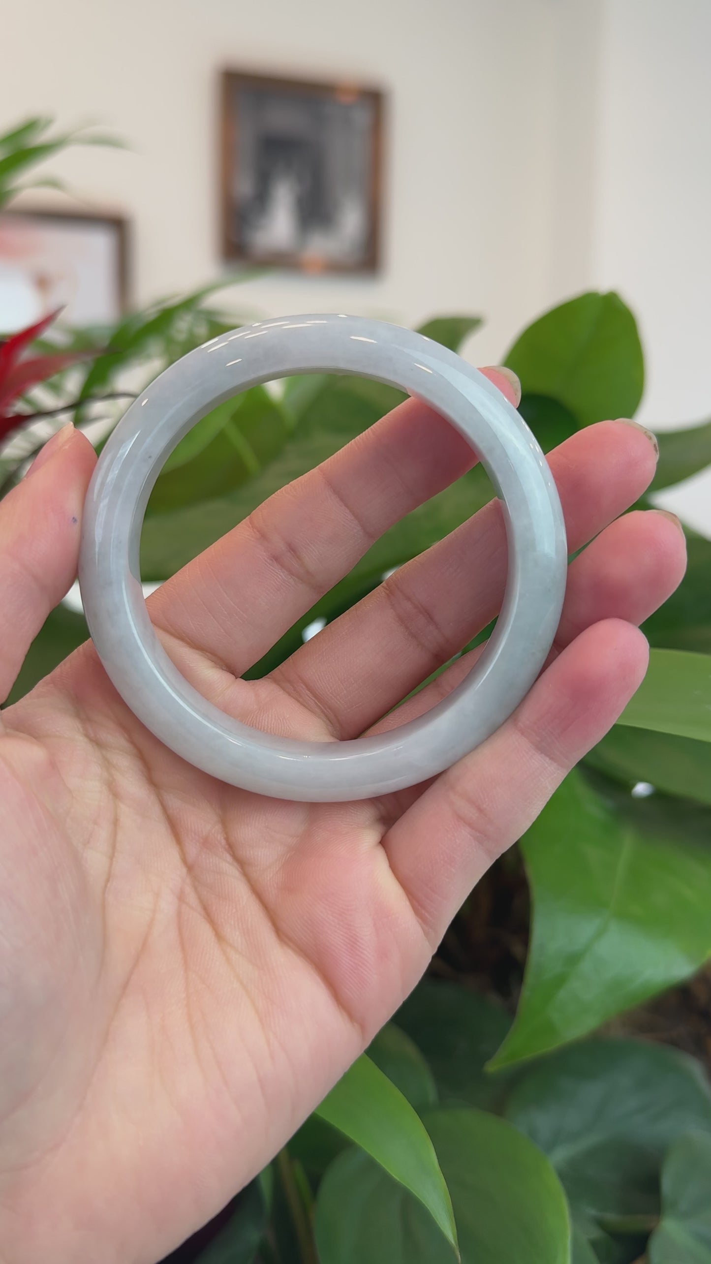 Load and play video in Gallery viewer, RealJade® Co. &amp;quot;Classic Bangle&amp;quot; Light Lavender Natural Jadeite Jade Bangle (58.57 mm)#T214
