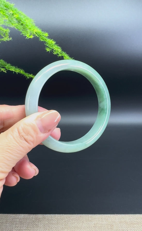 Load and play video in Gallery viewer, Genuine Burmese Oil Green Jade Jadeite Bangle Bracelet (57.2mm)

