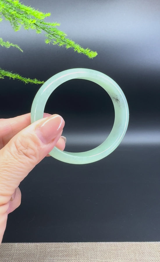 Load and play video in Gallery viewer, Genuine Burmese Green Black Jade Jadeite Bangle Bracelet (55.3*49.6mm)
