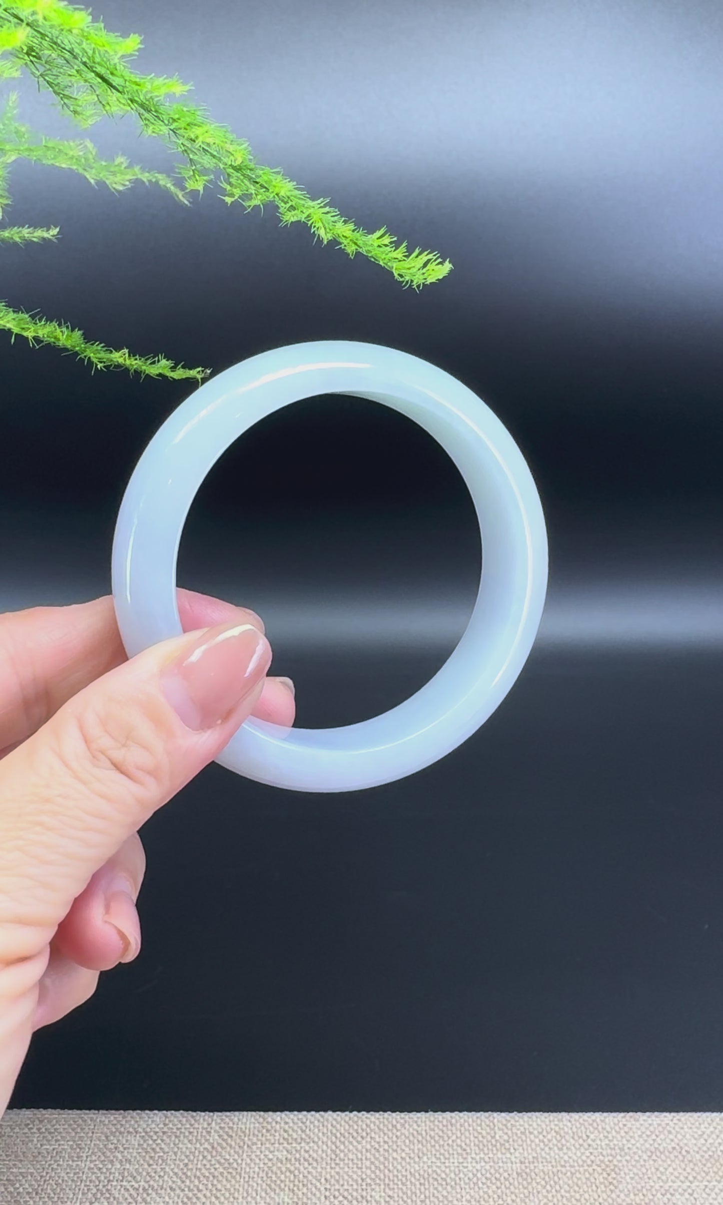 Load and play video in Gallery viewer, Genuine Burmese Lavender Green Jade Jadeite Bangle Bracelet ( 57.9mm )
