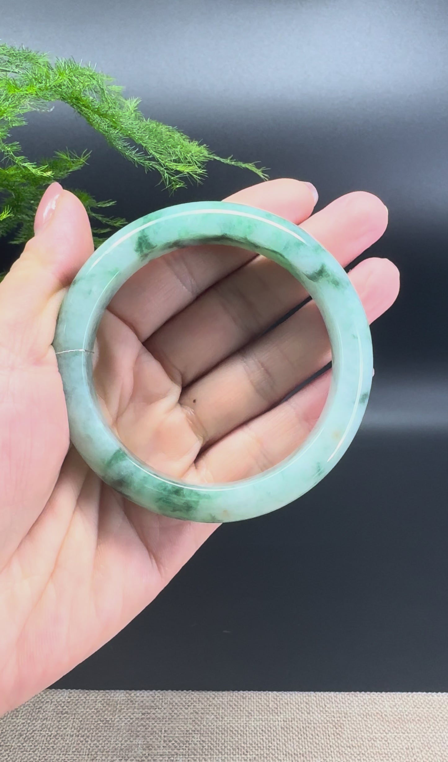 Genuine Burmese Green Flower Jadeite Jade Bangle Bracelet ( 58.8mm )