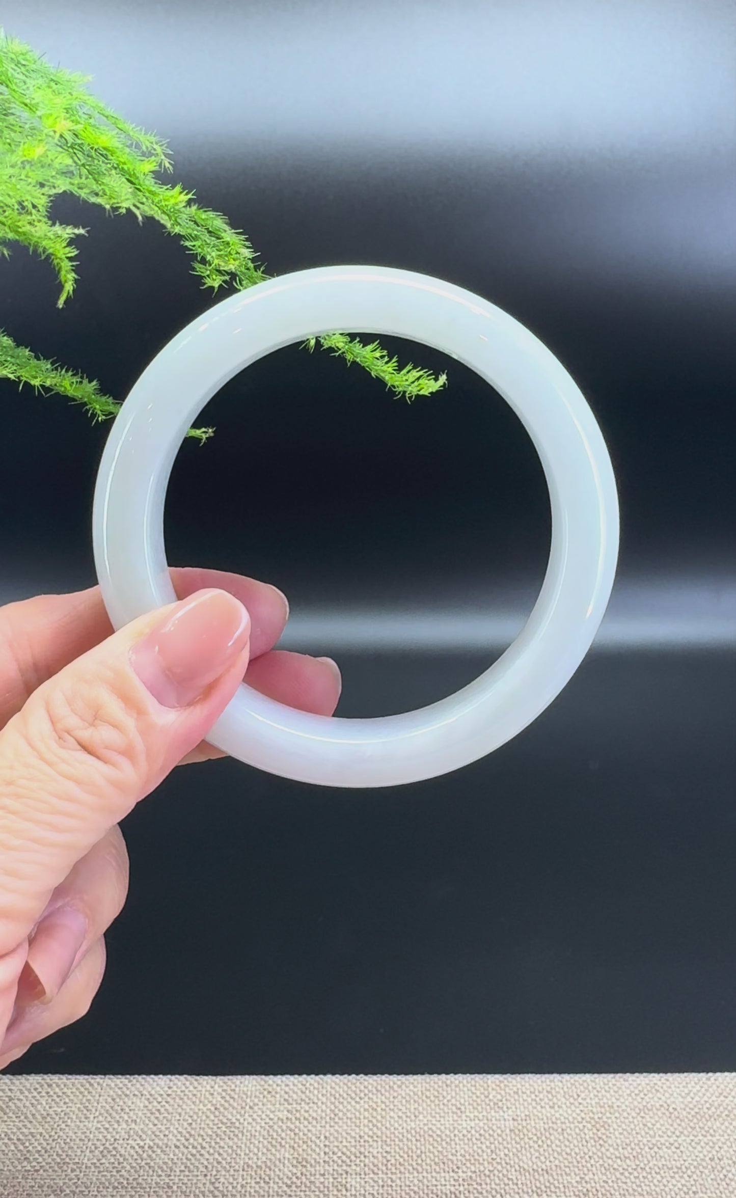 Load and play video in Gallery viewer, Genuine Burmese Lavender Green Jade Jadeite Bangle Bracelet ( 58.8mm )
