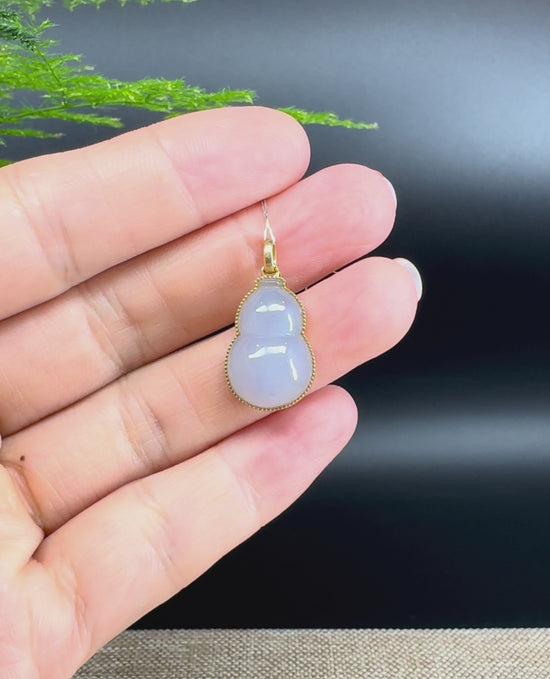 Load and play video in Gallery viewer, RealJade® Co. Genuine Ice Lavender Jadeite Jade Good Luck Hulu Bottle Gourd Necklace With 18K Yellow Gold Bail
