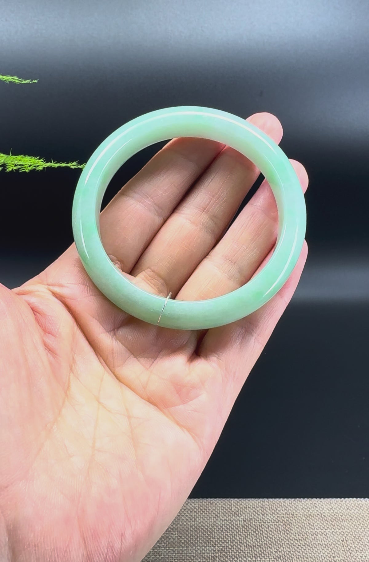 Genuine Burmese Apple Green Jadeite Jade Bangle Bracelet ( 55.9mm )