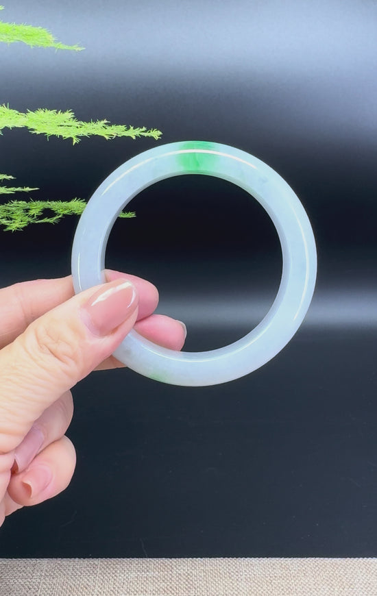 Load and play video in Gallery viewer, Genuine Burmese Light Lavender Green Jade Jadeite Bangle Bracelet ( 55.2mm )
