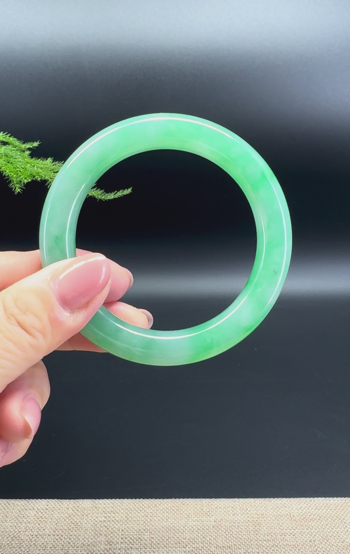 Load and play video in Gallery viewer, Genuine Burmese Spicy Green Jade Jadeite Bangle Bracelet (53.8mm)
