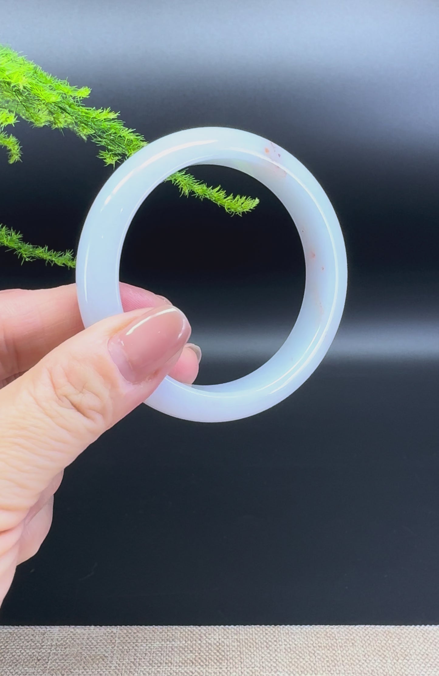 Load and play video in Gallery viewer, Genuine Burmese Icy Jade Jadeite Bangle Bracelet ( 55.1mm )
