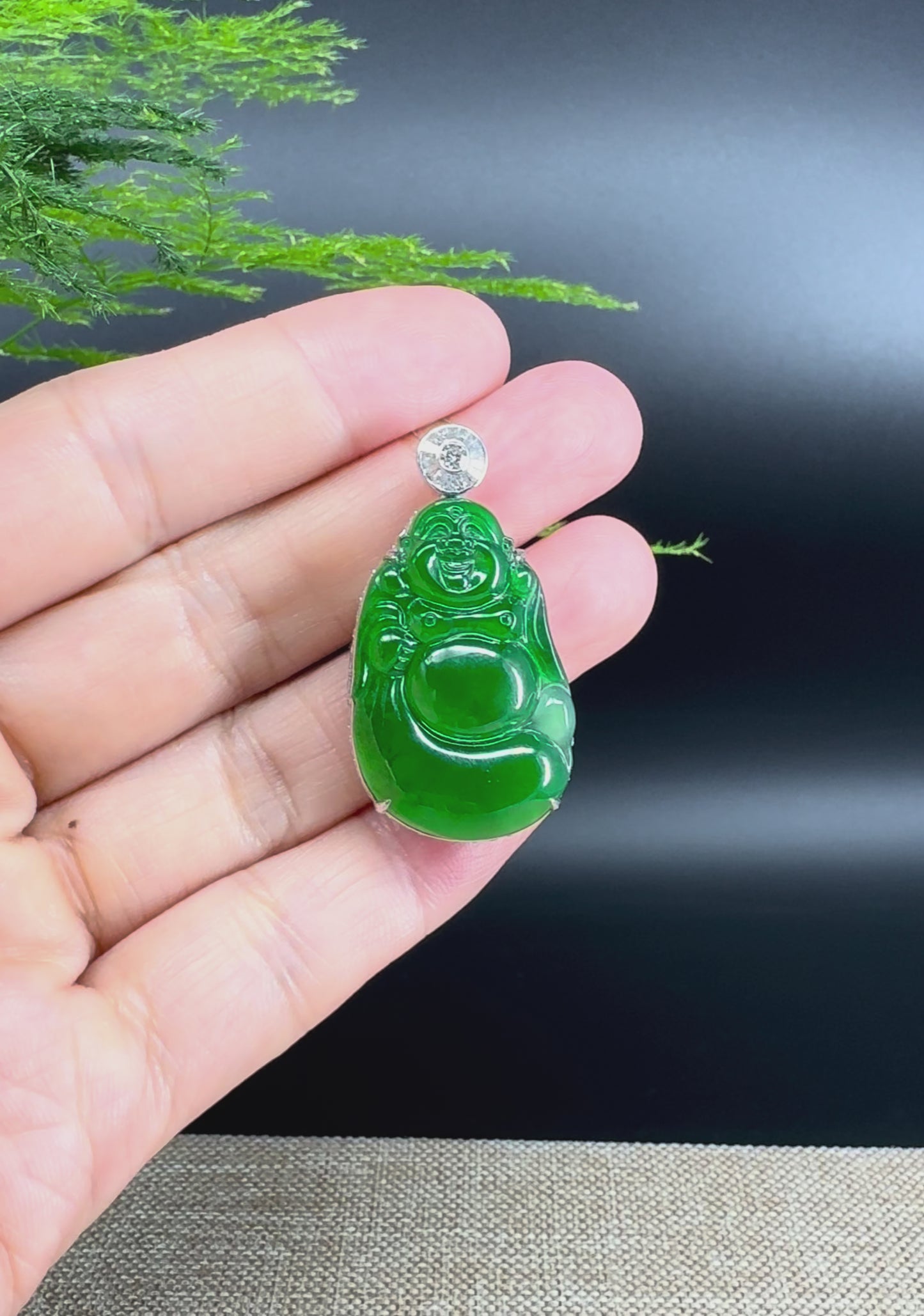 Load and play video in Gallery viewer, High-end 18K White Gold Guatemala Green Jadeite Jade Happy Buddha Pendant with Diamond
