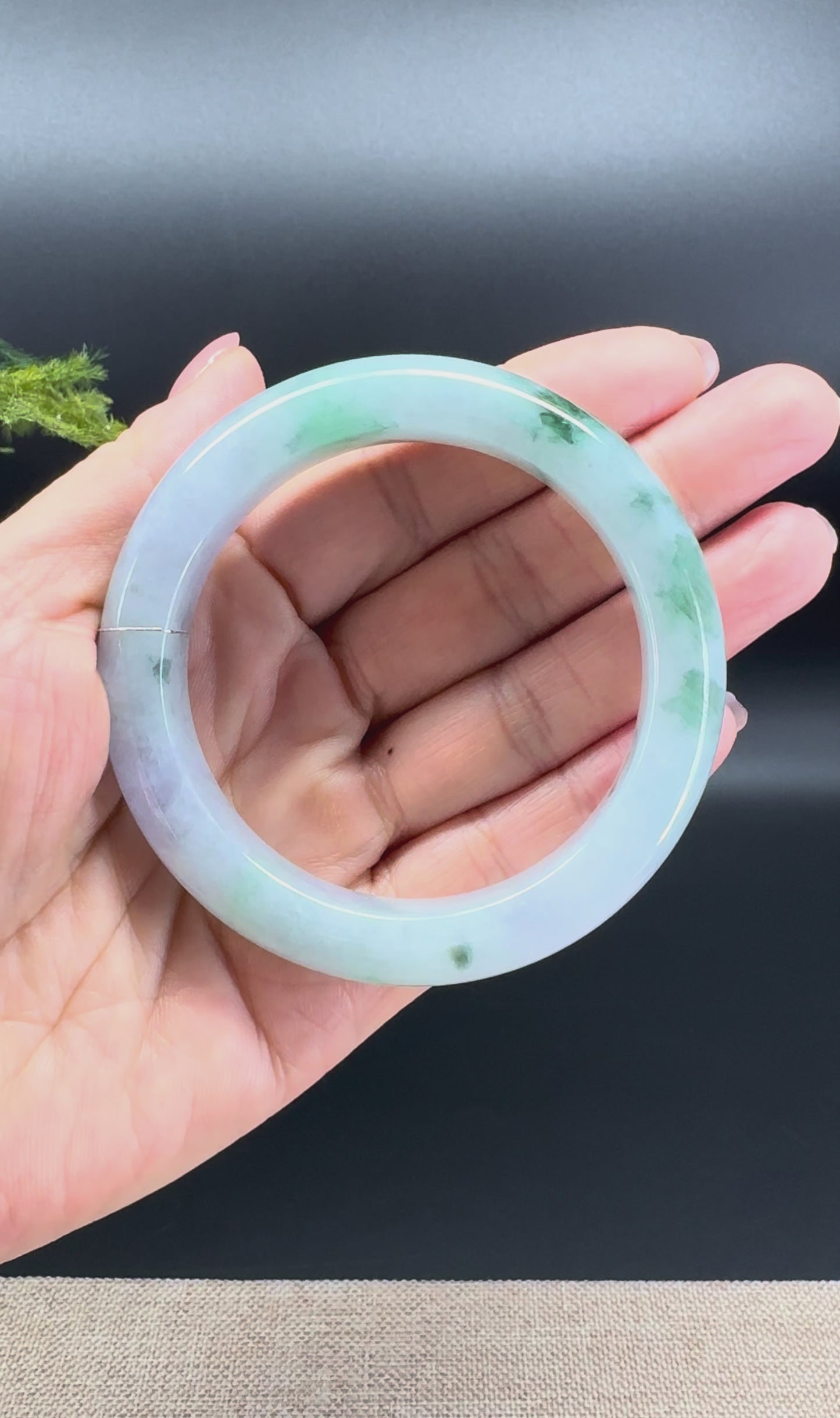 Load and play video in Gallery viewer, Genuine Burmese Lavender Green Jade Jadeite Bangle Bracelet ( 56.2mm )
