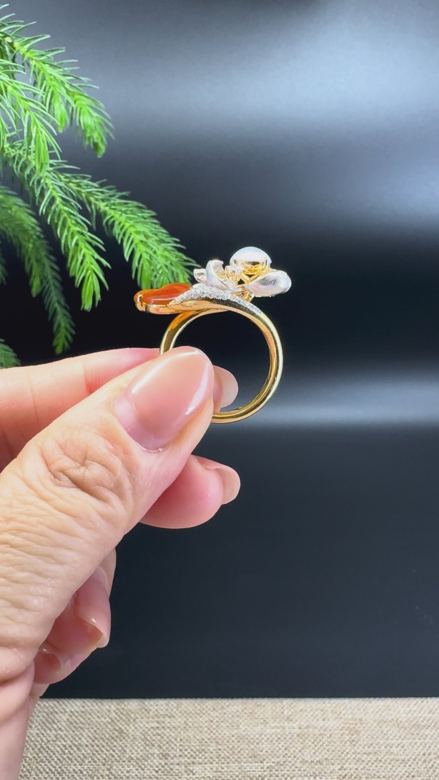 RealJade®  18K Yellow Gold Flower Multicolors Jadeite Jade Diamonds Ring