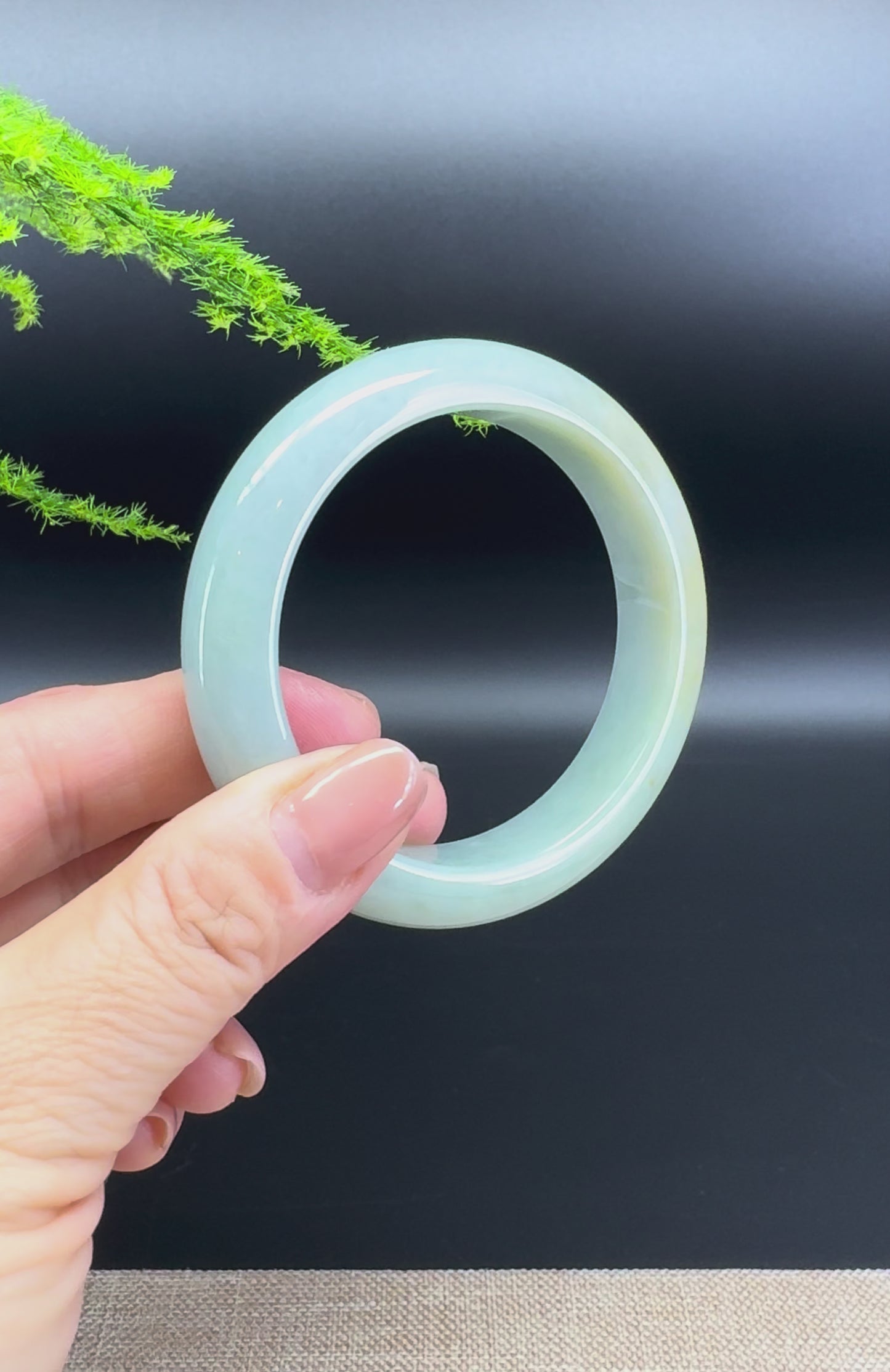 Load and play video in Gallery viewer, Genuine Burmese Yellow Green Jade Jadeite Bangle Bracelet ( 55.2mm )
