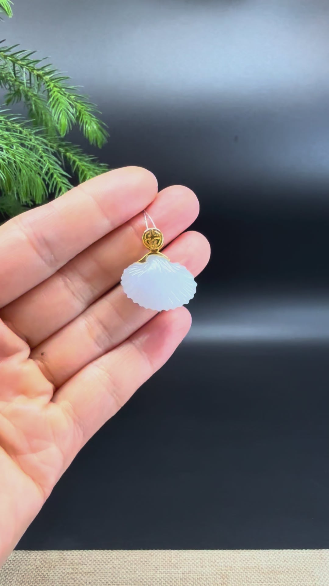 Load and play video in Gallery viewer, RealJade® Co. 18K Yellow Gold Genuine Burmese Moonlight Jadeite Jade Shell Pendant Necklace
