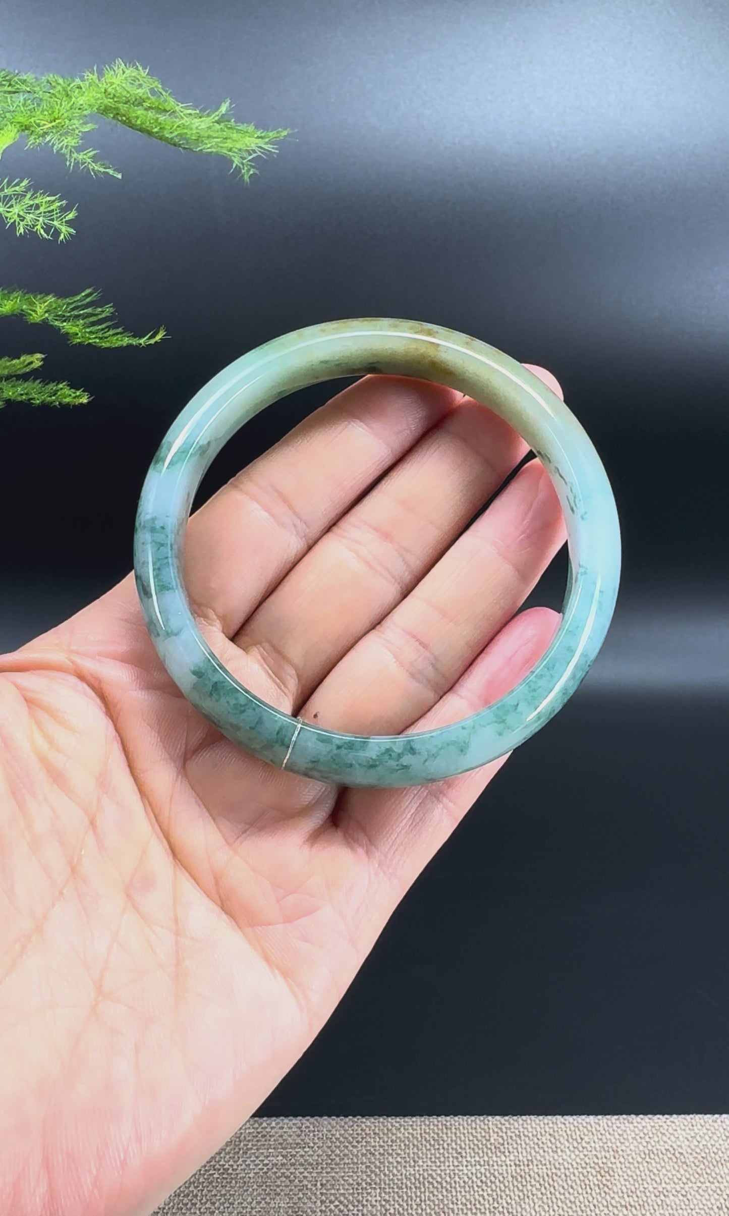 Load and play video in Gallery viewer, Genuine Burmese Blue Flower Jade Jadeite Bangle Bracelet ( 61.8mm )
