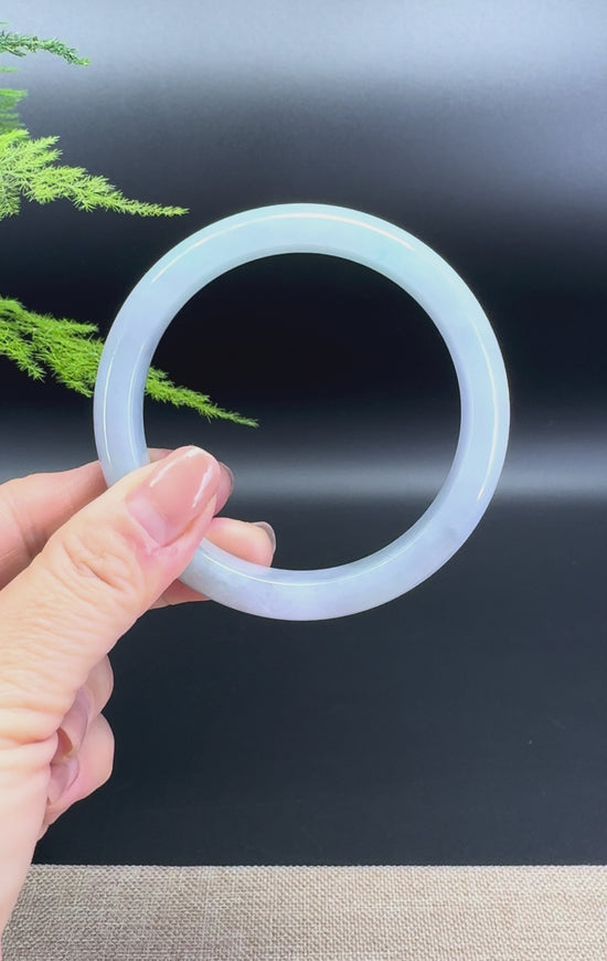 Load and play video in Gallery viewer, Genuine Burmese Lavender Green Jade Jadeite Bangle Bracelet ( 61.2mm )
