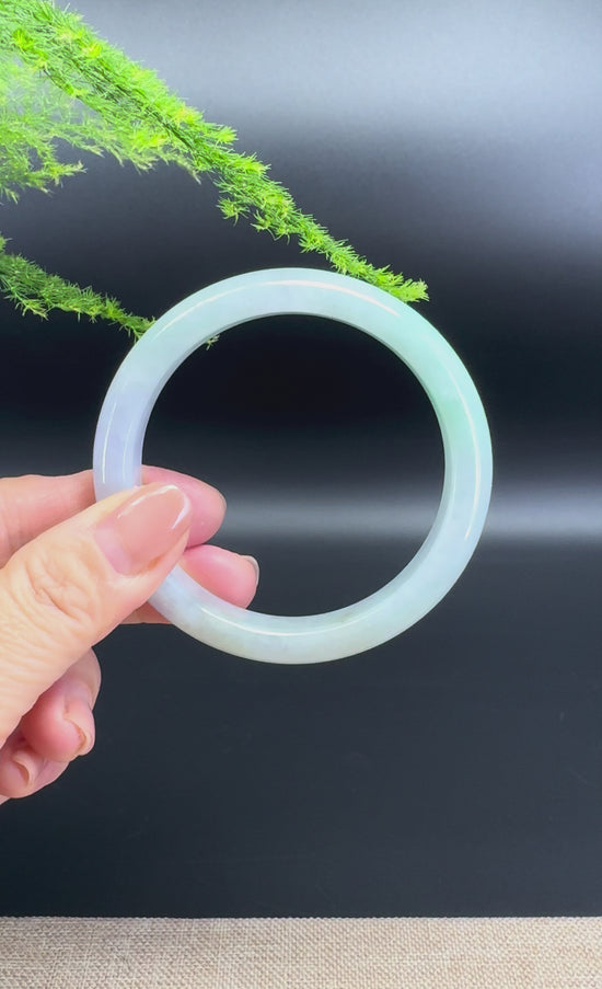 Load and play video in Gallery viewer, Genuine Burmese Lavender Green Jade Jadeite Bangle Bracelet ( 57.3mm )
