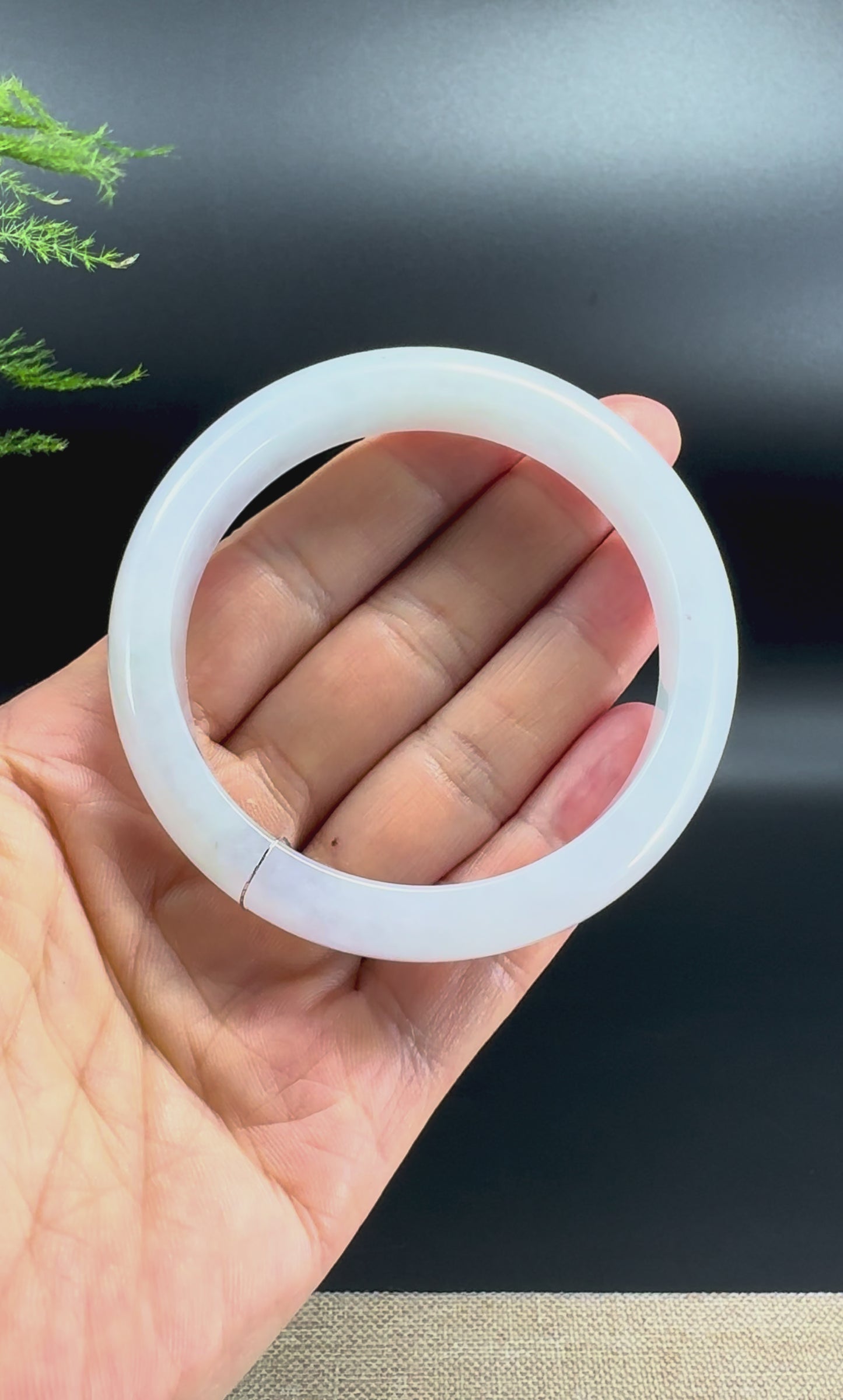 Load and play video in Gallery viewer, Genuine Burmese Moonlight Jade Jadeite Bangle Bracelet ( 57.4mm )
