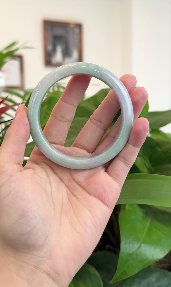 Load and play video in Gallery viewer, RealJade® Co. &amp;quot;Classic Bangle&amp;quot; Genuine Burmese Lavender Green Jadeite Jade Bangle Bracelet (62.63mm) #T201
