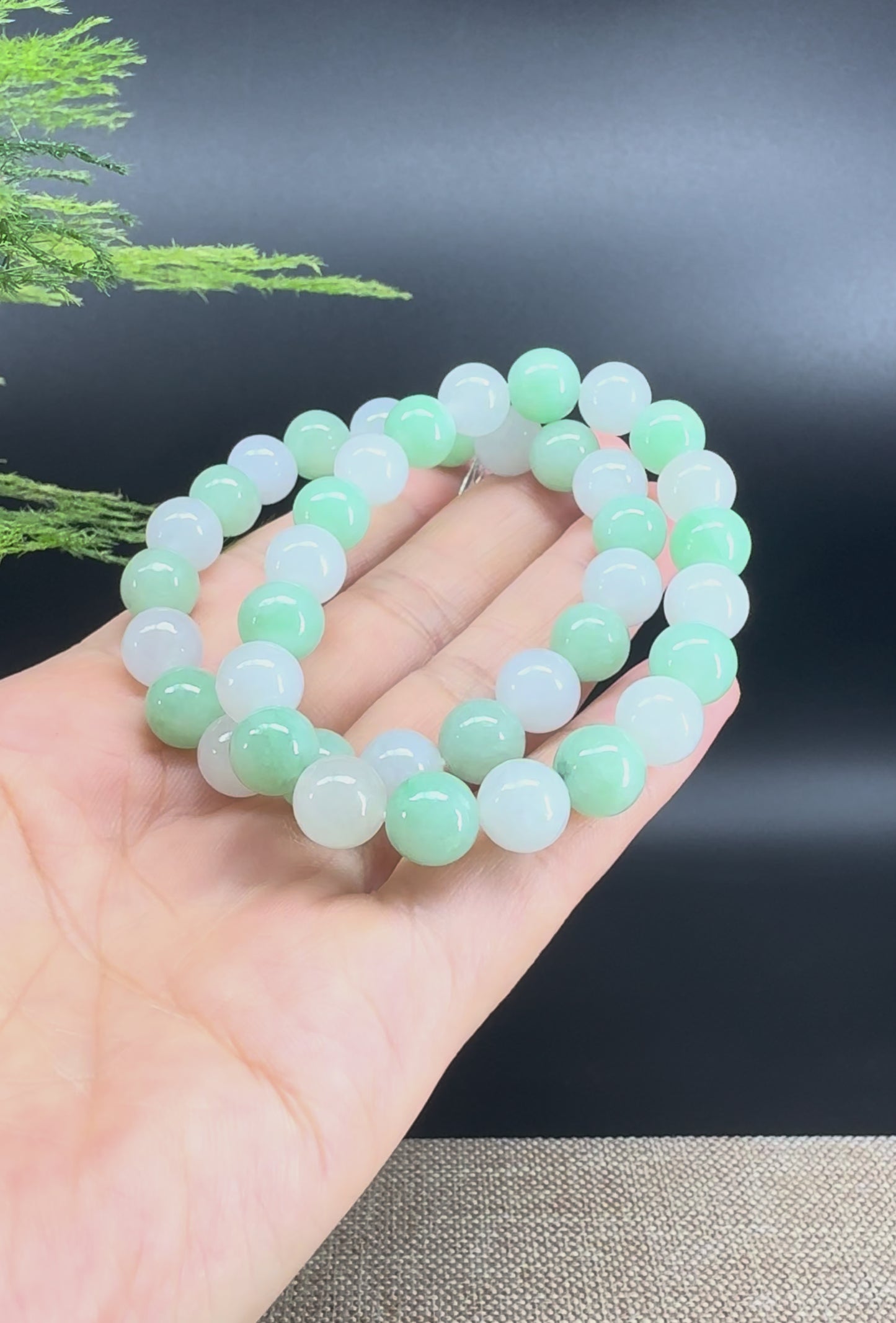 Jadeite Jade  Round Ice Green Beads Bracelet ( 9 mm )
