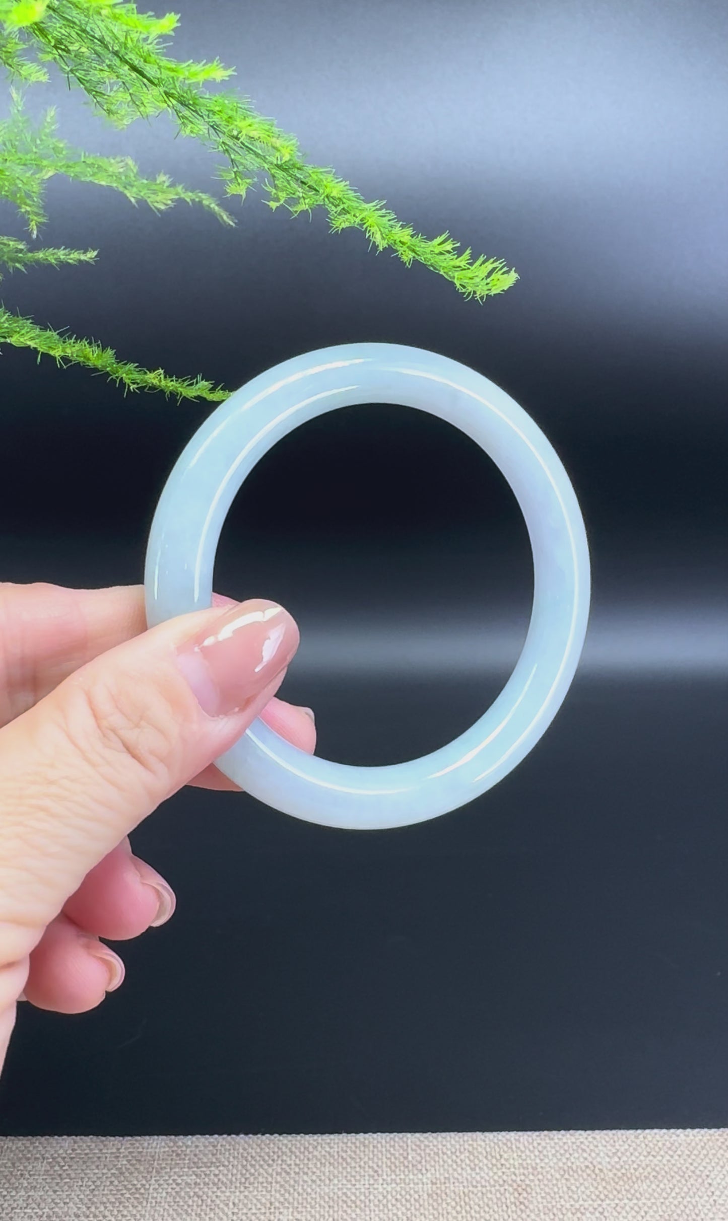 Load and play video in Gallery viewer, Genuine Burmese Lavender Green Jade Jadeite Bangle Bracelet ( 56mm )
