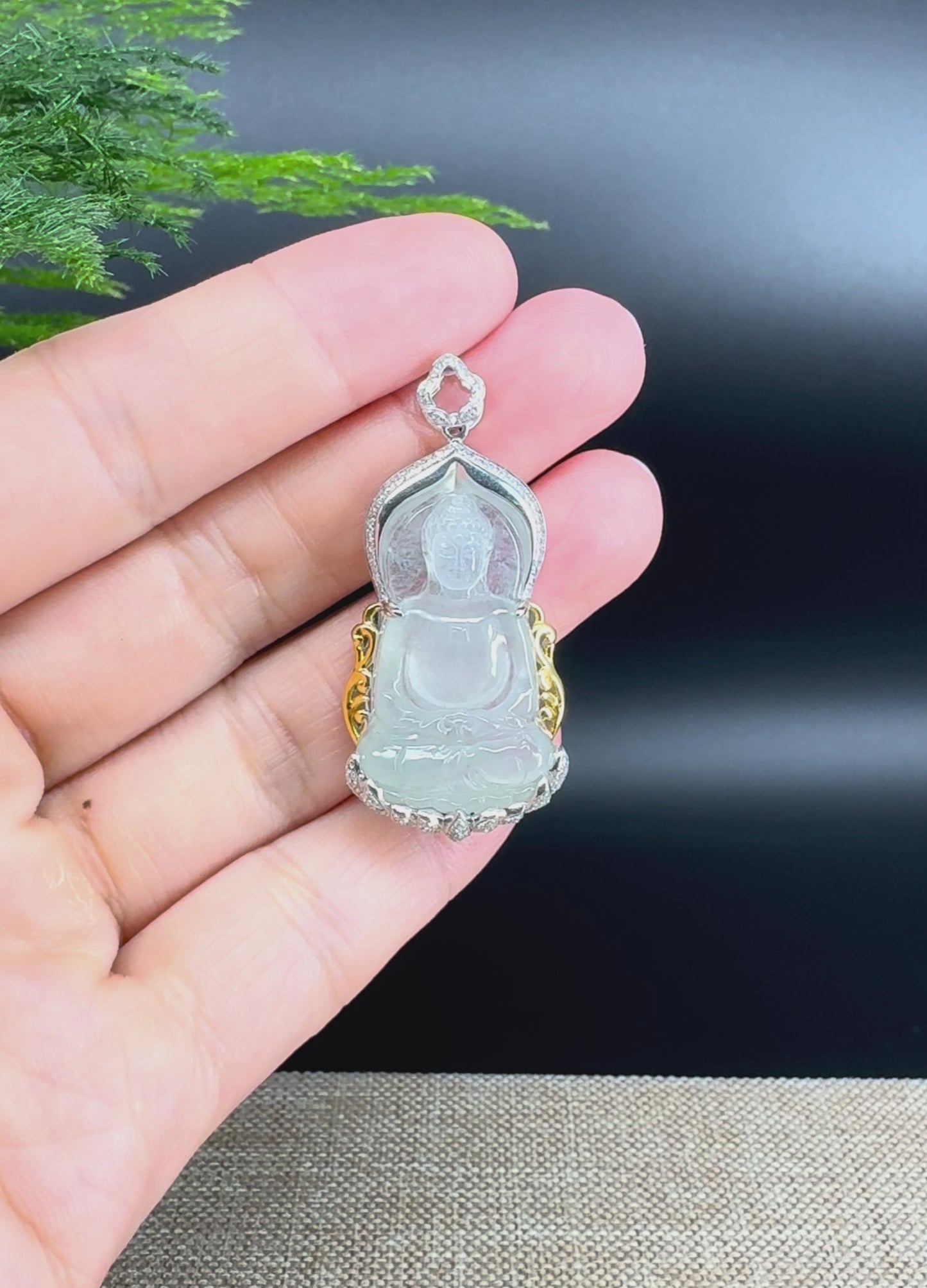 Load and play video in Gallery viewer, High-end 18K White&amp;amp;Yellow Gold Burmese Icy Jadeite Jade Guanyin Pendant with Diamond
