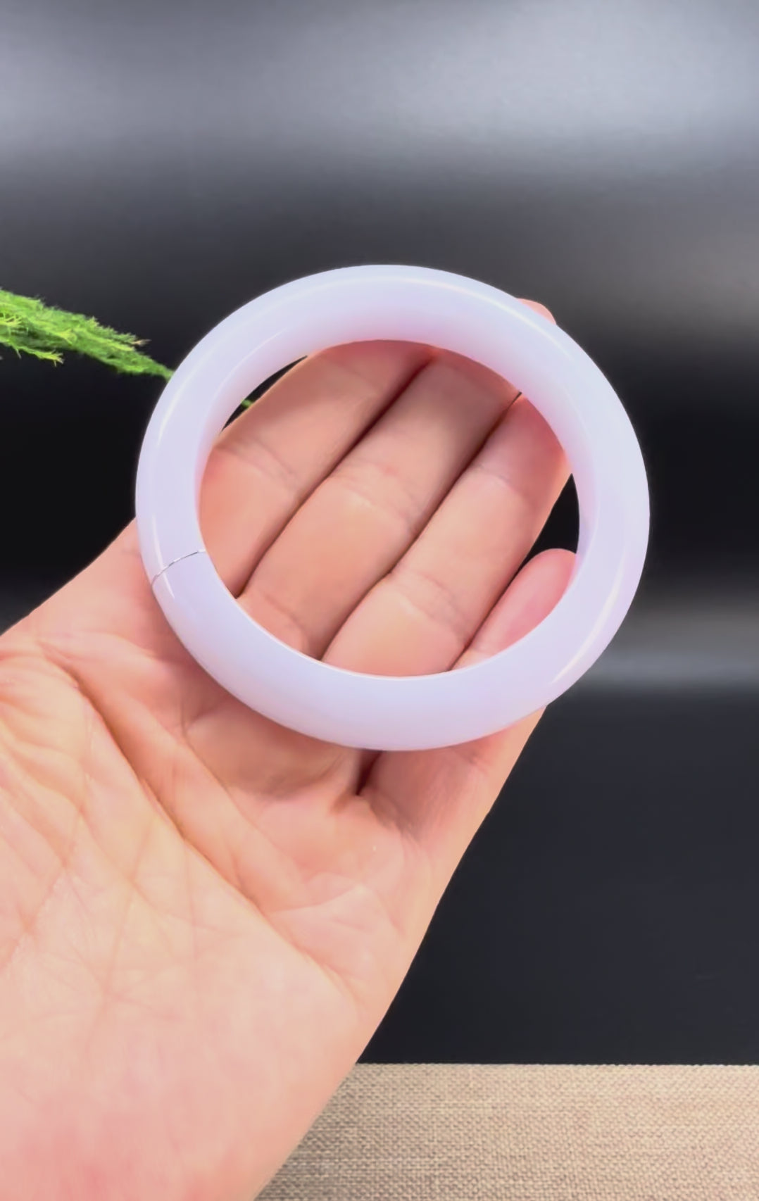 Load and play video in Gallery viewer, Genuine Burmese Lavender Jade Jadeite Bangle Bracelet (56.5mm)
