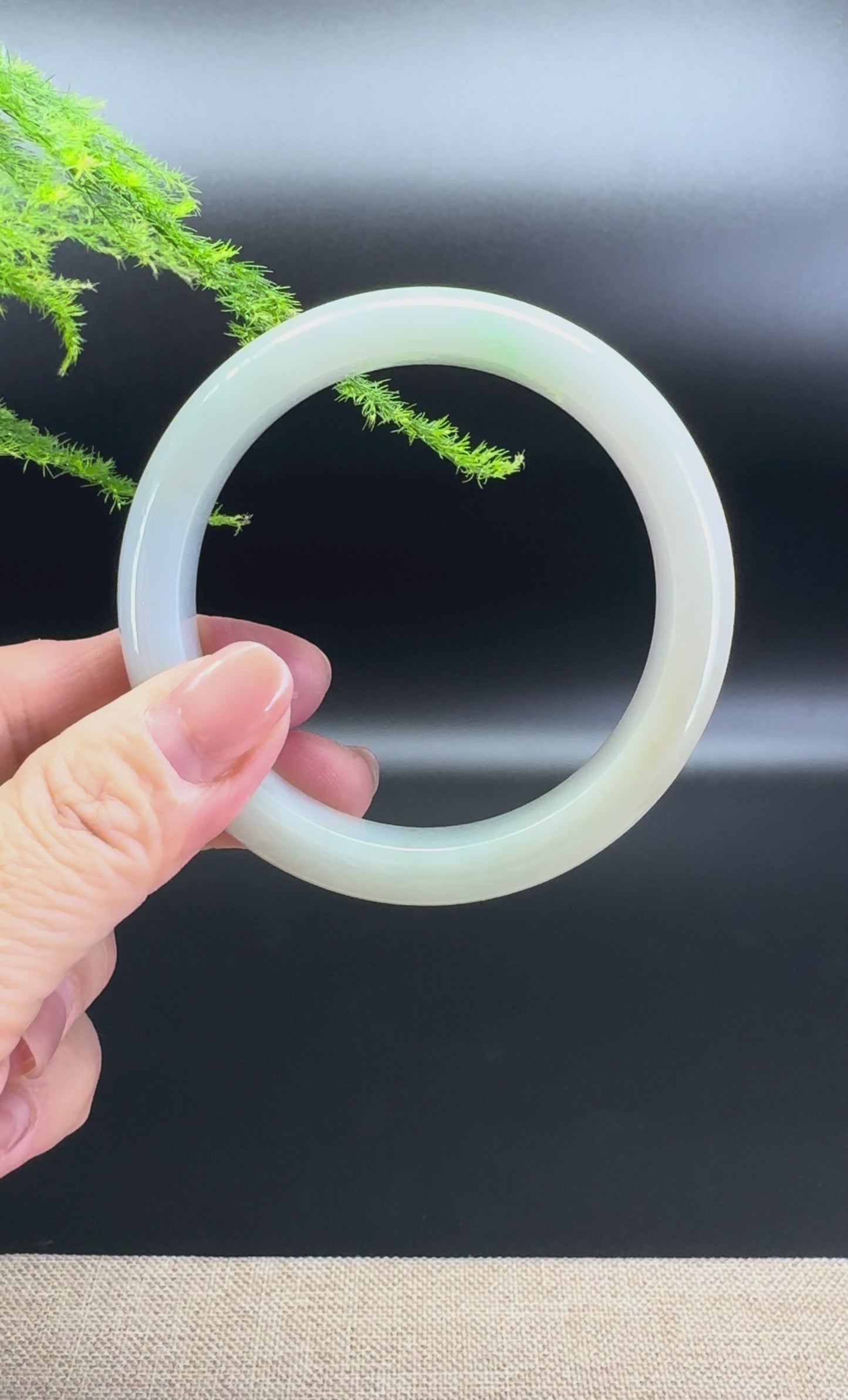 Load and play video in Gallery viewer, Genuine Burmese Lavender Green Jade Jadeite Bangle Bracelet ( 58.8mm )
