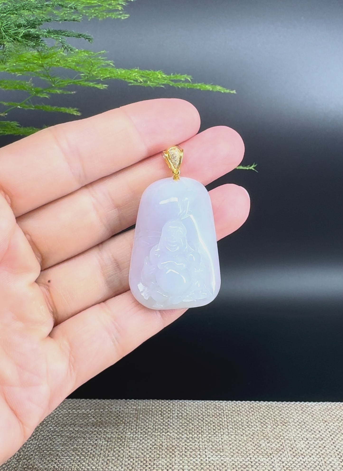 Load and play video in Gallery viewer, 18K Yellow Gold Burmese Lavender Green Jadeite Jade Happy Buddha Pendant
