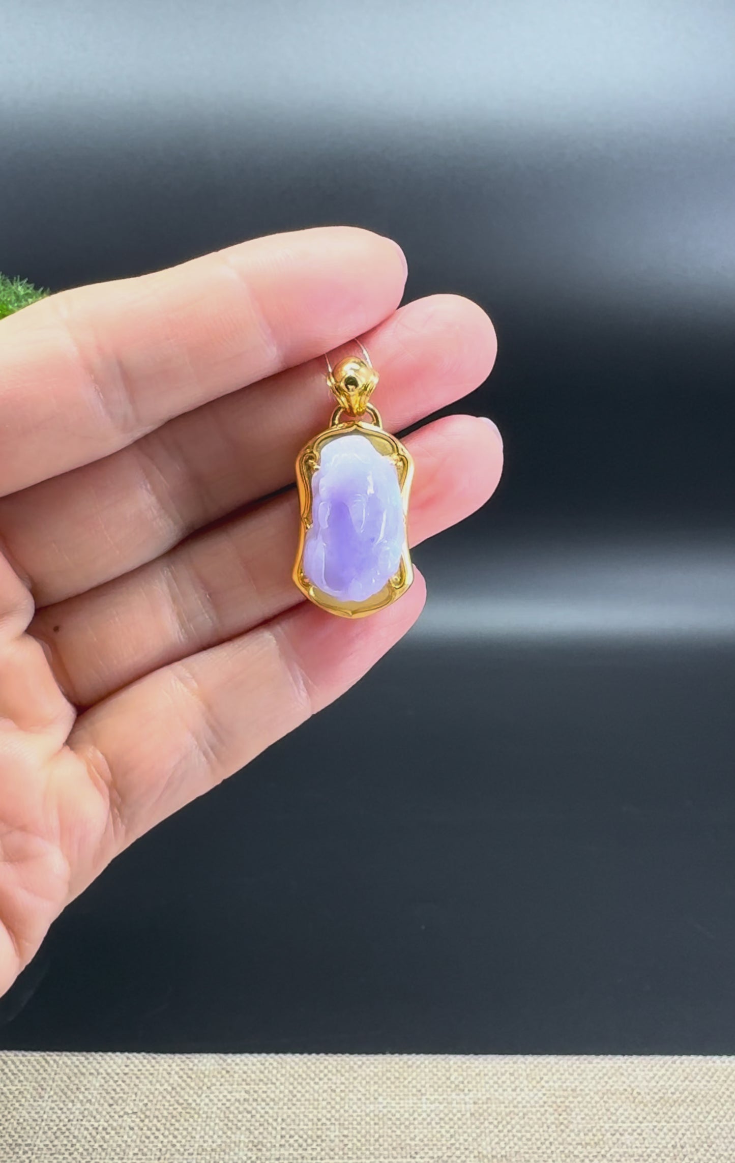 RealJade® Co. 18K Yellow Gold Genuine Lavender Burmese Jadeite Jade PiXiu Pendant Necklace