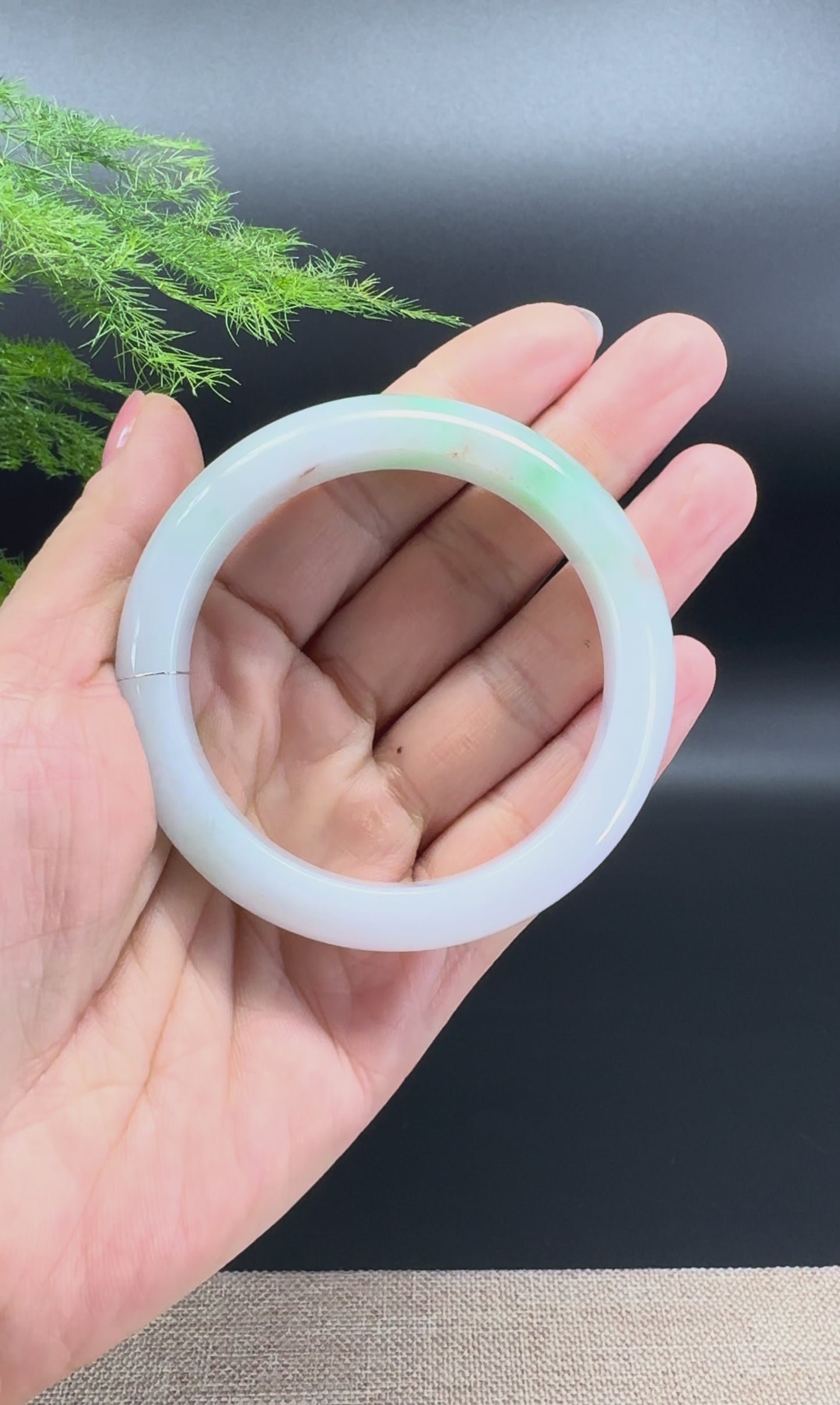 Genuine Burmese Icy Green Jade Jadeite Bangle Bracelet ( 54.1mm )