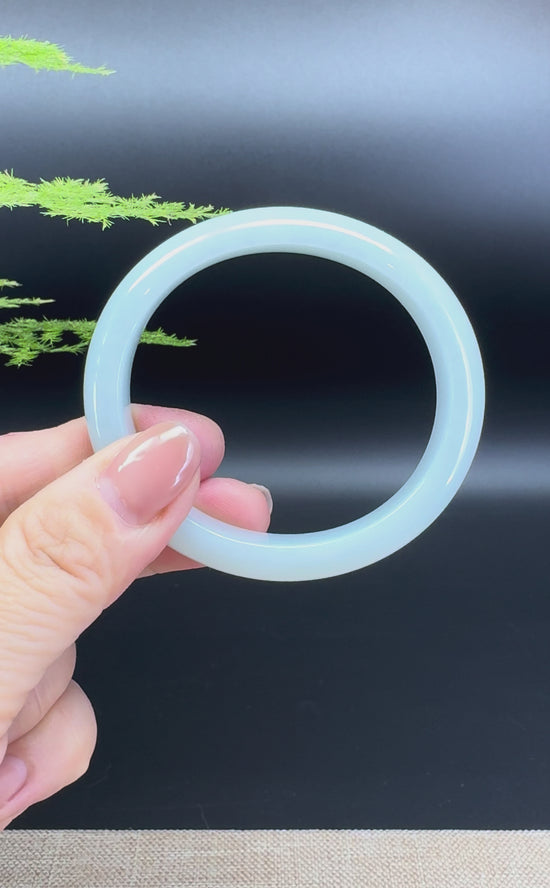 Load and play video in Gallery viewer, Genuine Burmese Icy Green Jade Jadeite Bangle Bracelet ( 54.1/49.5 )
