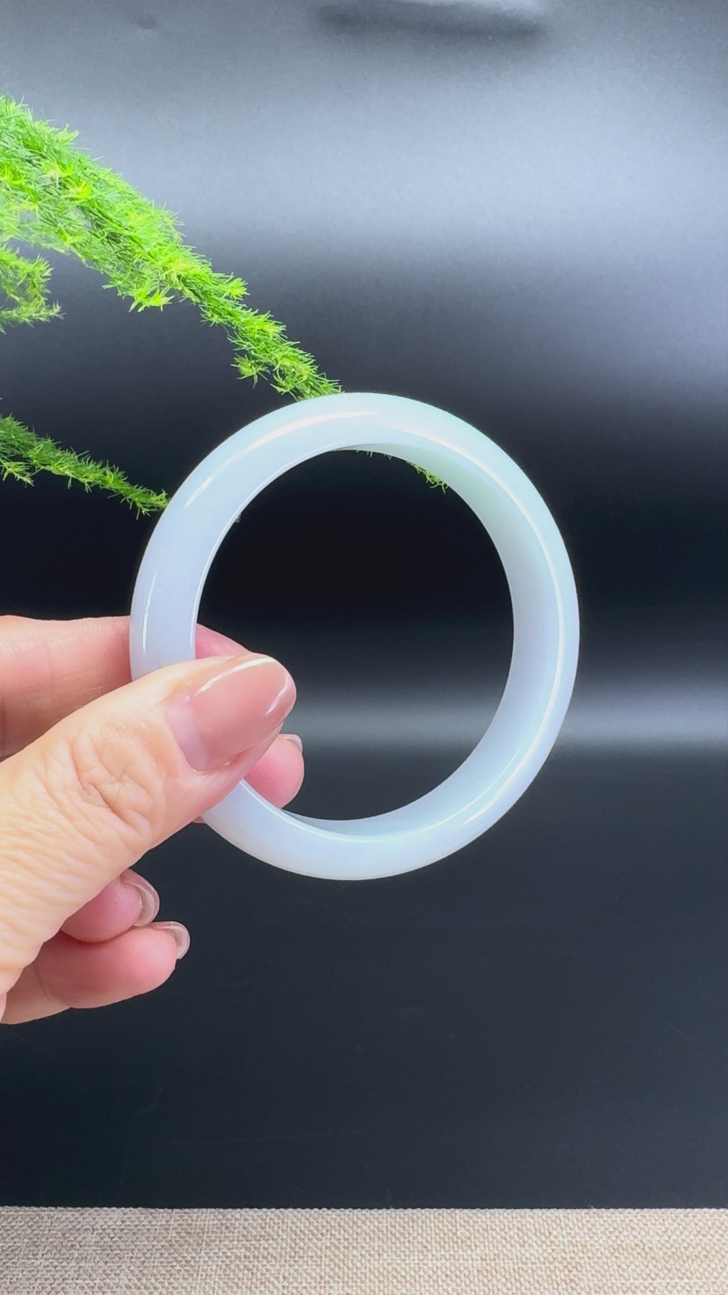 Load and play video in Gallery viewer, Genuine Burmese Lavender Green Jade Jadeite Bangle Bracelet (57.7mm)
