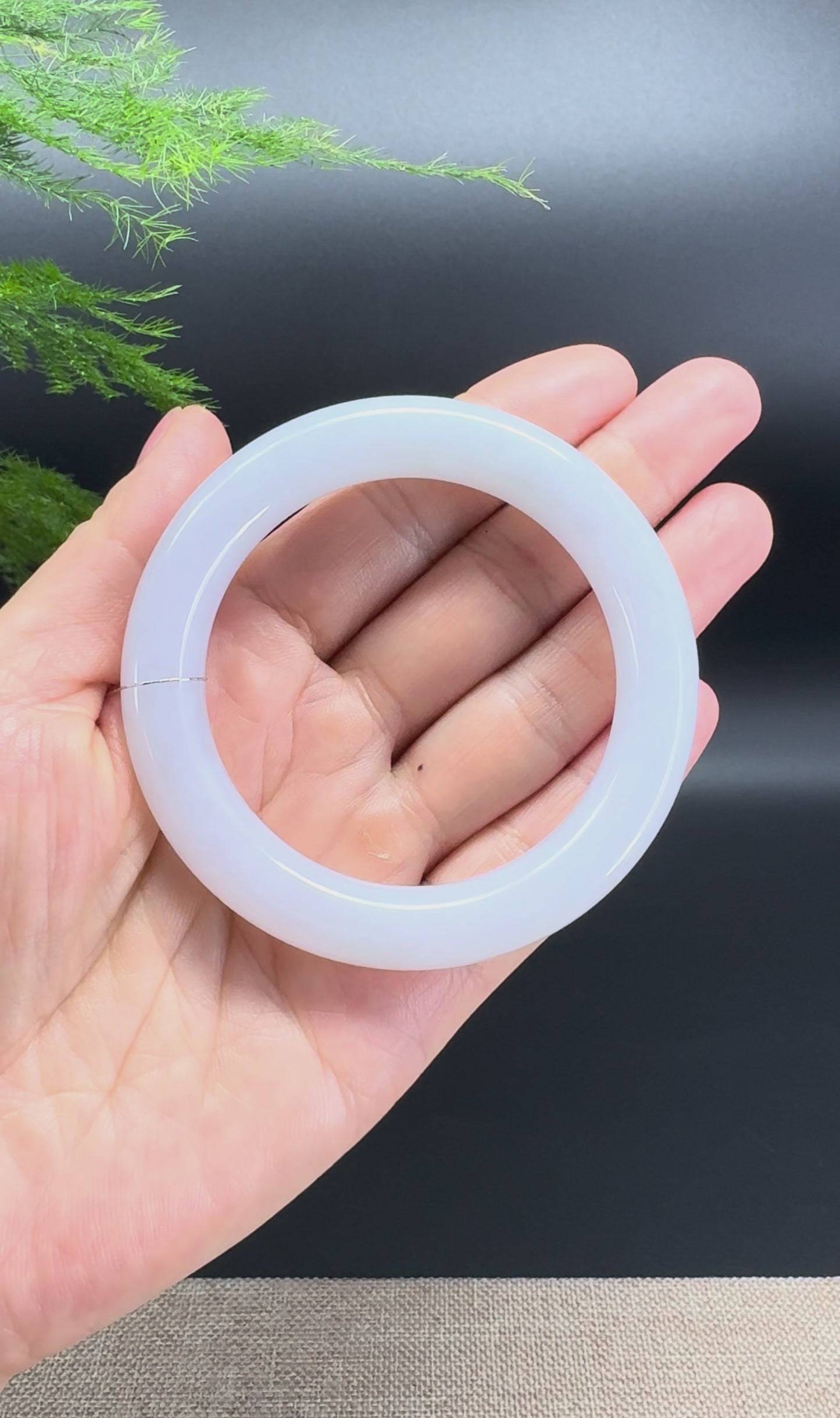 Load and play video in Gallery viewer, Genuine Burmese Icy Lavender Jade Jadeite Bangle Bracelet (53.3mm)
