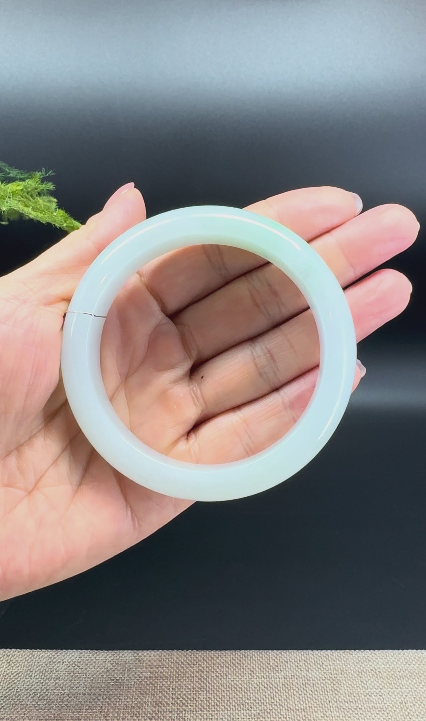 Load and play video in Gallery viewer, Genuine Burmese Lavender Green Jade Jadeite Bangle Bracelet ( 58.7mm )
