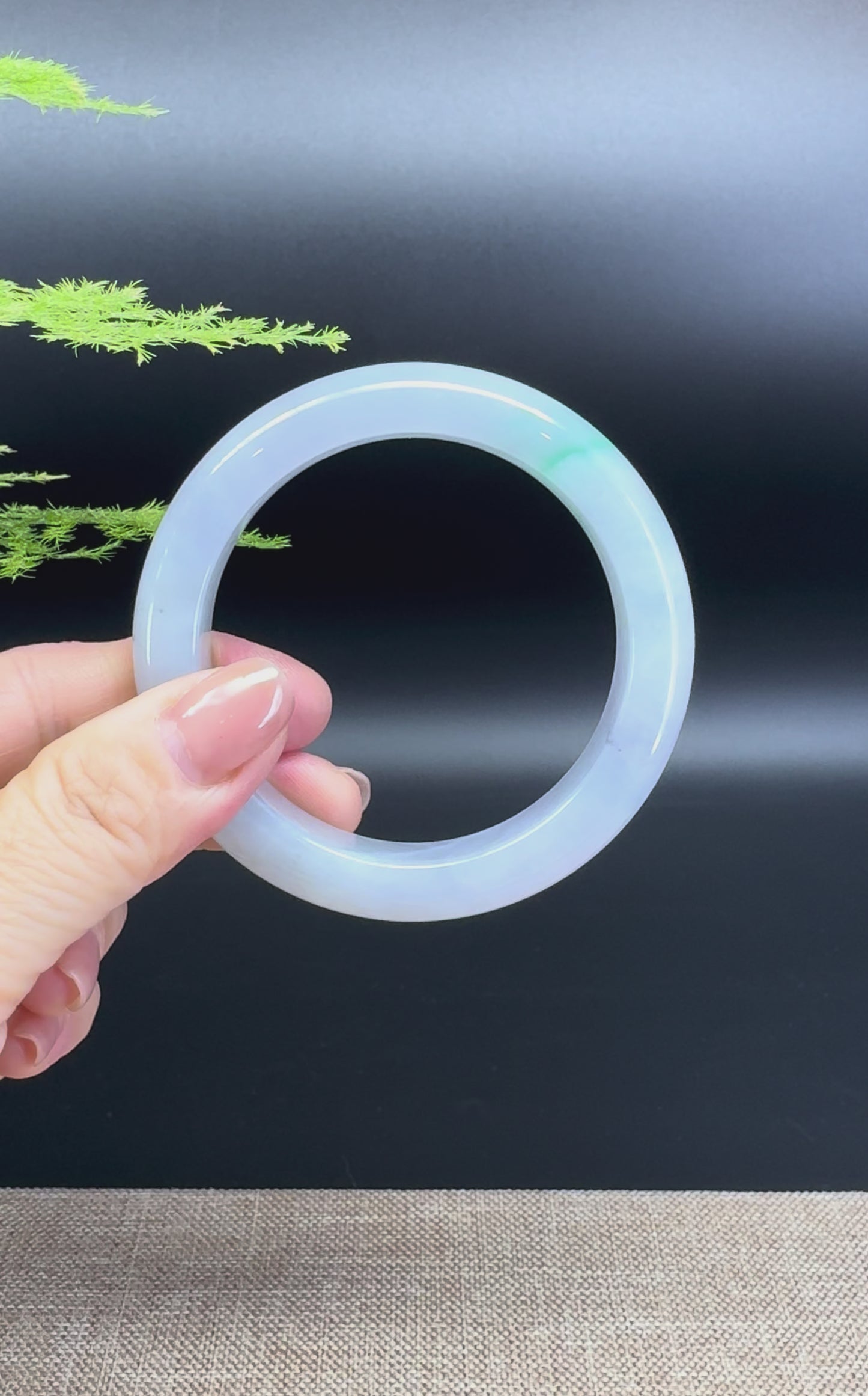 Load and play video in Gallery viewer, Genuine Burmese Icy Lavender Green Jade Jadeite Bangle Bracelet ( 55.2mm )
